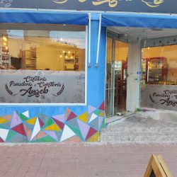 Negocio Cafetería Y Panadería Angelo