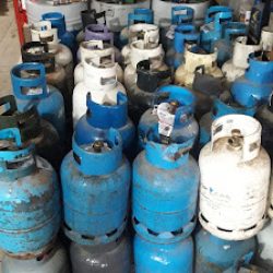 Negocio Gomería El Salvador