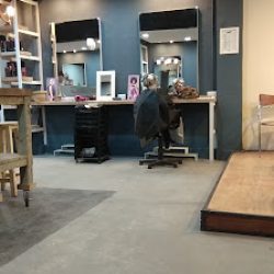 Negocio La Cuadra Original Salon