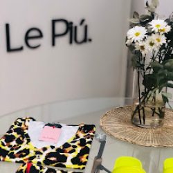 Negocio Le Piú, Showroom /local
