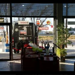Negocio Lubricentro Bossana