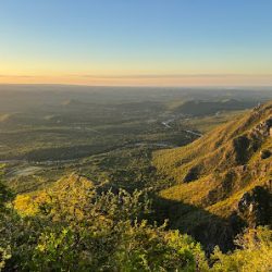 Negocio Mirador De Cuchi Corral, Escuela De Parapente Y Vuelos De Bautismo.