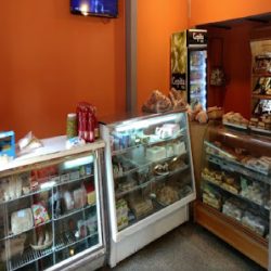 Negocio Panaderia La Familia - Ventas Por Mayor Y Menor
