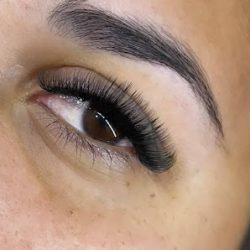 Negocio Queen Lashes Por Natalia Arias