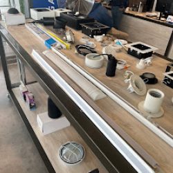 Negocio Radio Electron - Suc 3 - Productos Eléctricos, Iluminacion Y Telecomunicaciones - Sucursal 3