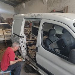Negocio Taller De Chapa Y Pintura El Gringo